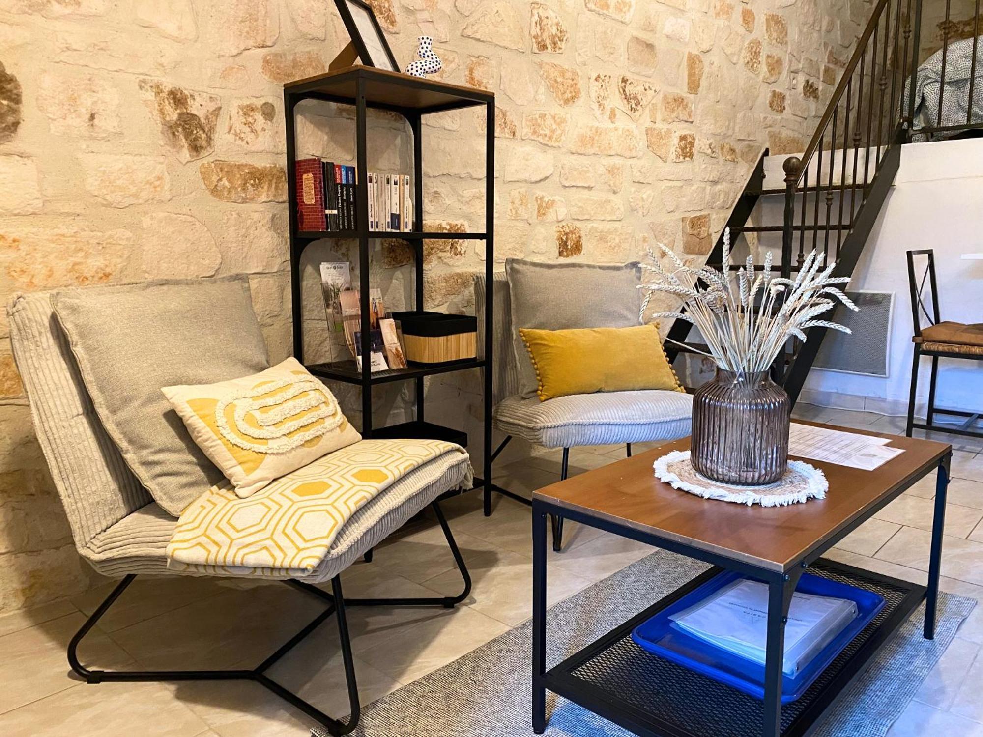 La Casita - Studio Confort Et Design - Emplacement Parfait - Uzes, Pont Du Gard ภายนอก รูปภาพ